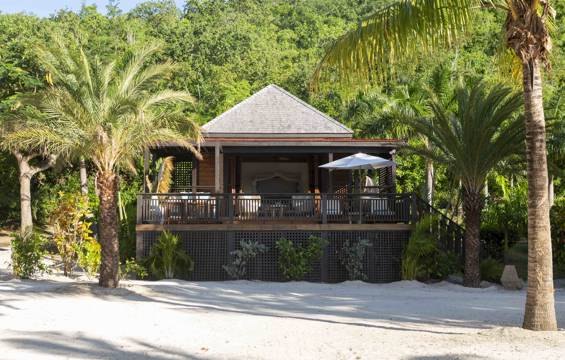 Beachfront Villa Suites